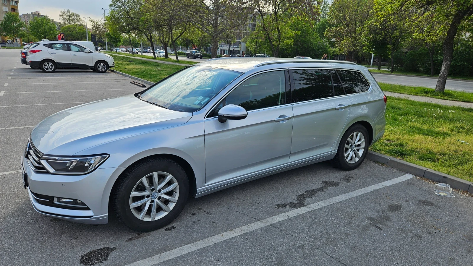 VW Passat 2.0 TDI, снимка 6 - Автомобили и джипове - 54427738