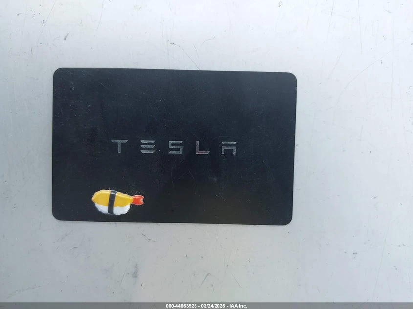 Tesla Model Y Awd/Long Range Dual Motor All-Wheel Drive, снимка 11 - Автомобили и джипове - 54435732