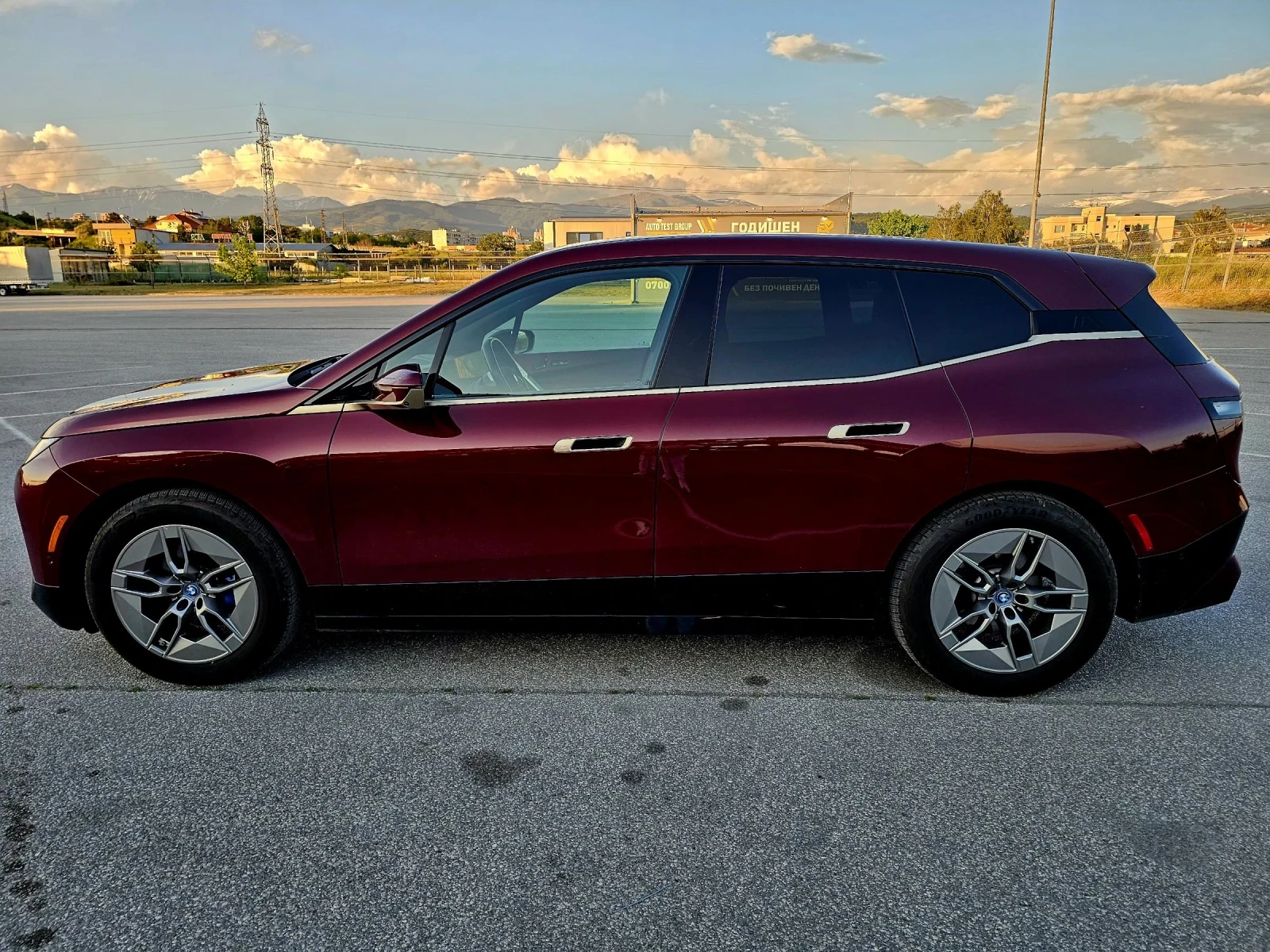 BMW iX XDRIVE50, снимка 8 - Автомобили и джипове - 54670275