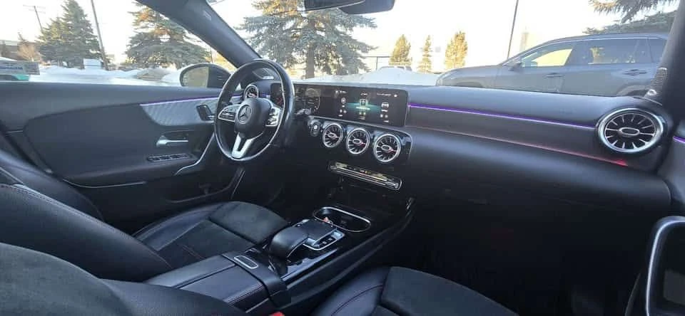 Mercedes-Benz A 220 4MATIC* DISTRONIC* АМБИЕНТНО* , снимка 3 - Автомобили и джипове - 55099803