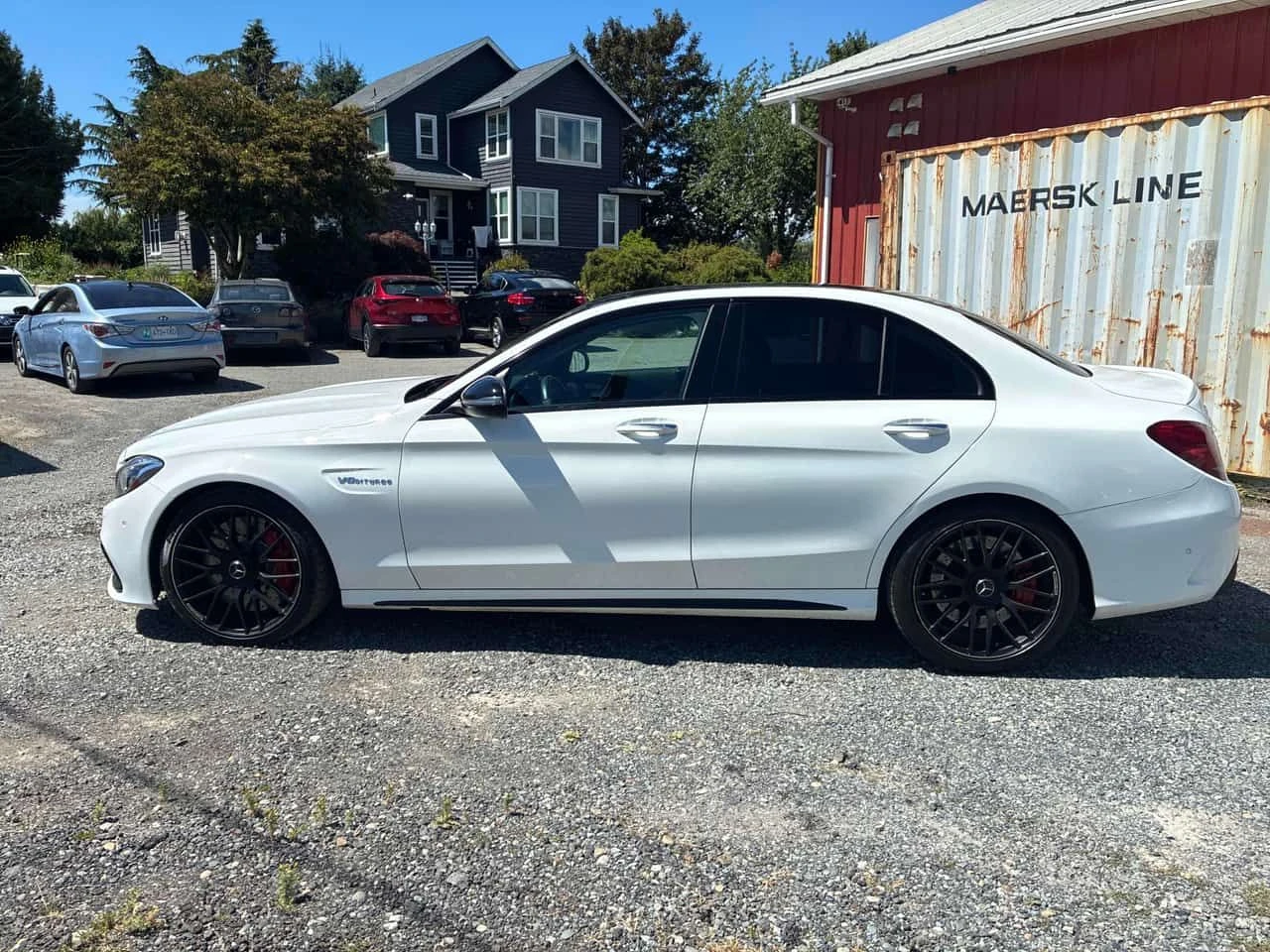 Mercedes-Benz C 63 AMG * 63 S * АВТОКРЕДИТ БЕЗ ПЪРВОНАЧАЛНА ВНОСКА* , снимка 2 - Автомобили и джипове - 55215519