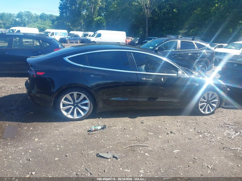 Tesla Model 3 Long Range/Mid Range/Standard Range/Standard Range, снимка 13 - Автомобили и джипове - 55272177