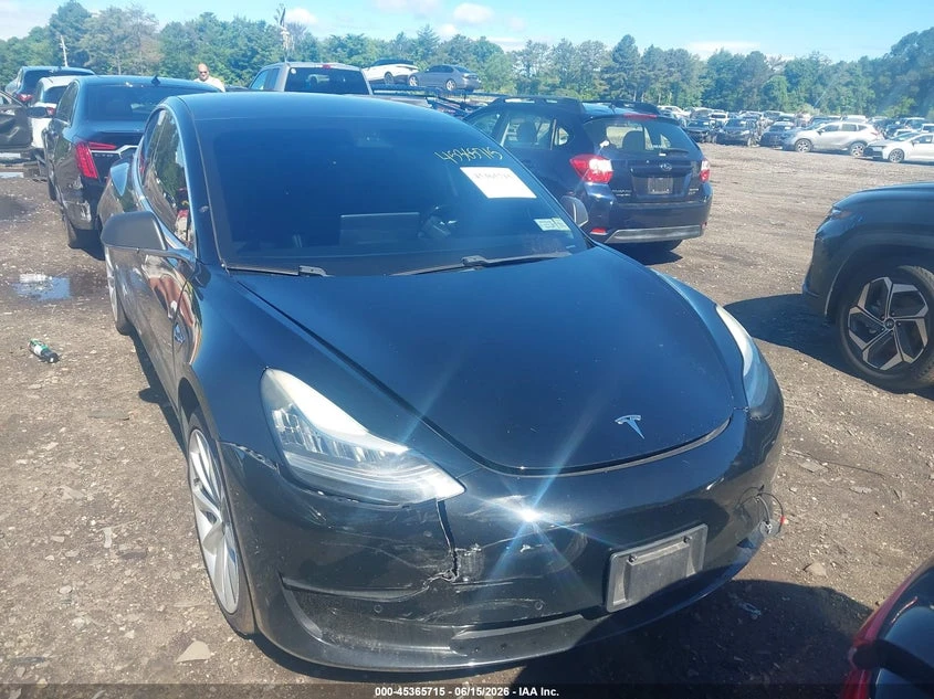 Tesla Model 3 Long Range/Mid Range/Standard Range/Standard Range, снимка 12 - Автомобили и джипове - 55272177