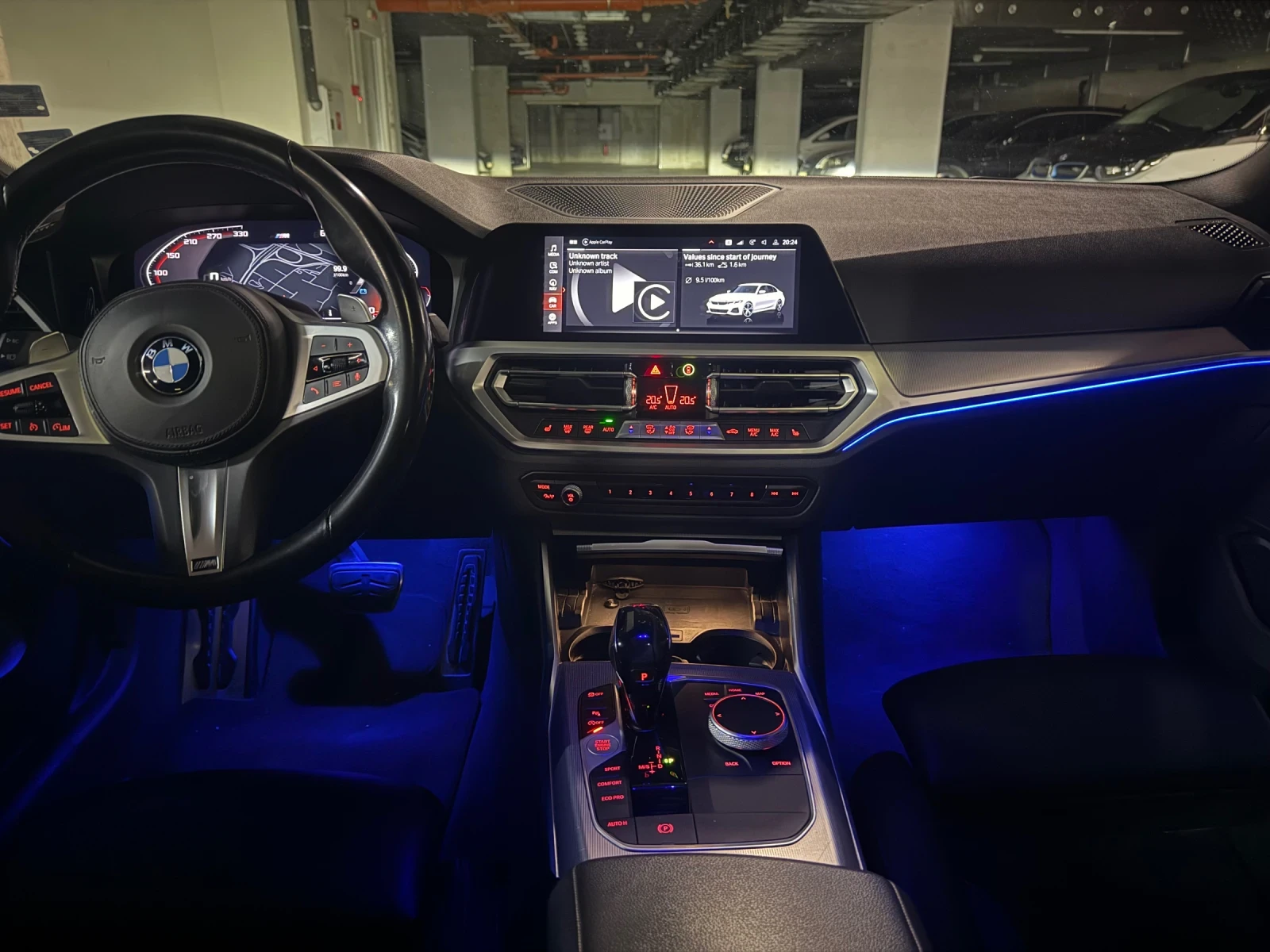 BMW 320 М sport* Head-UP* Laser* Camera* Blind spot, снимка 13 - Автомобили и джипове - 55425549