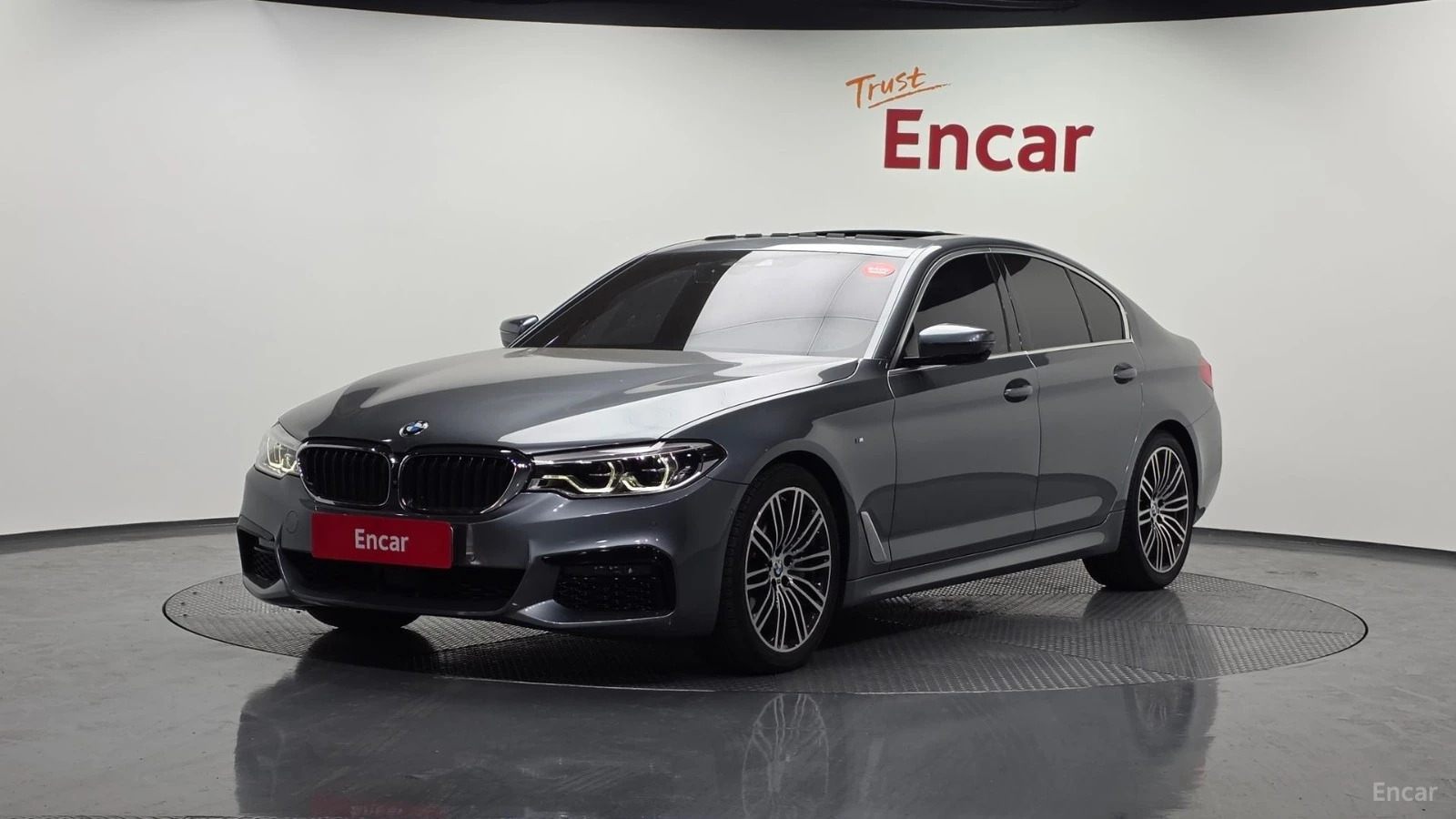 BMW 530 M SPORT PLUS* HUD* КОЖА* ОБДУХВ* НАВИ* ПАНО