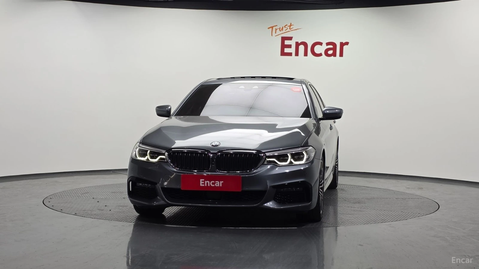 BMW 530 M SPORT PLUS* HUD* КОЖА* ОБДУХВ* НАВИ* ПАНО, снимка 3 - Автомобили и джипове - 55435548