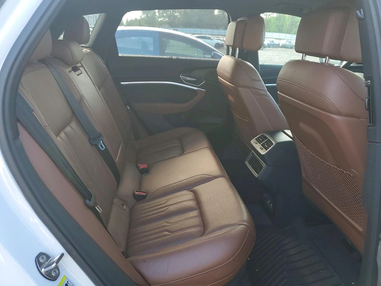 Audi E-Tron E - tron PRESTIGE , снимка 10 - Автомобили и джипове - 55483508