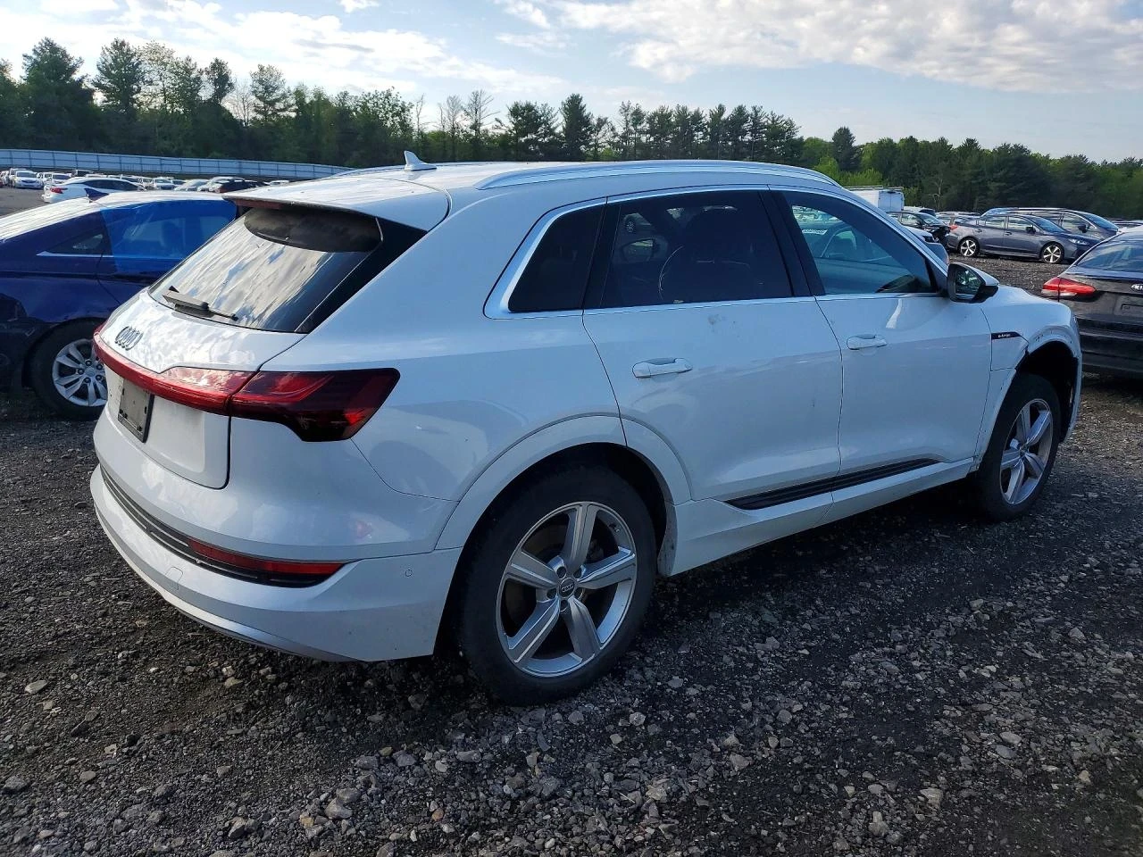 Audi E-Tron E - tron PRESTIGE , снимка 6 - Автомобили и джипове - 55483508