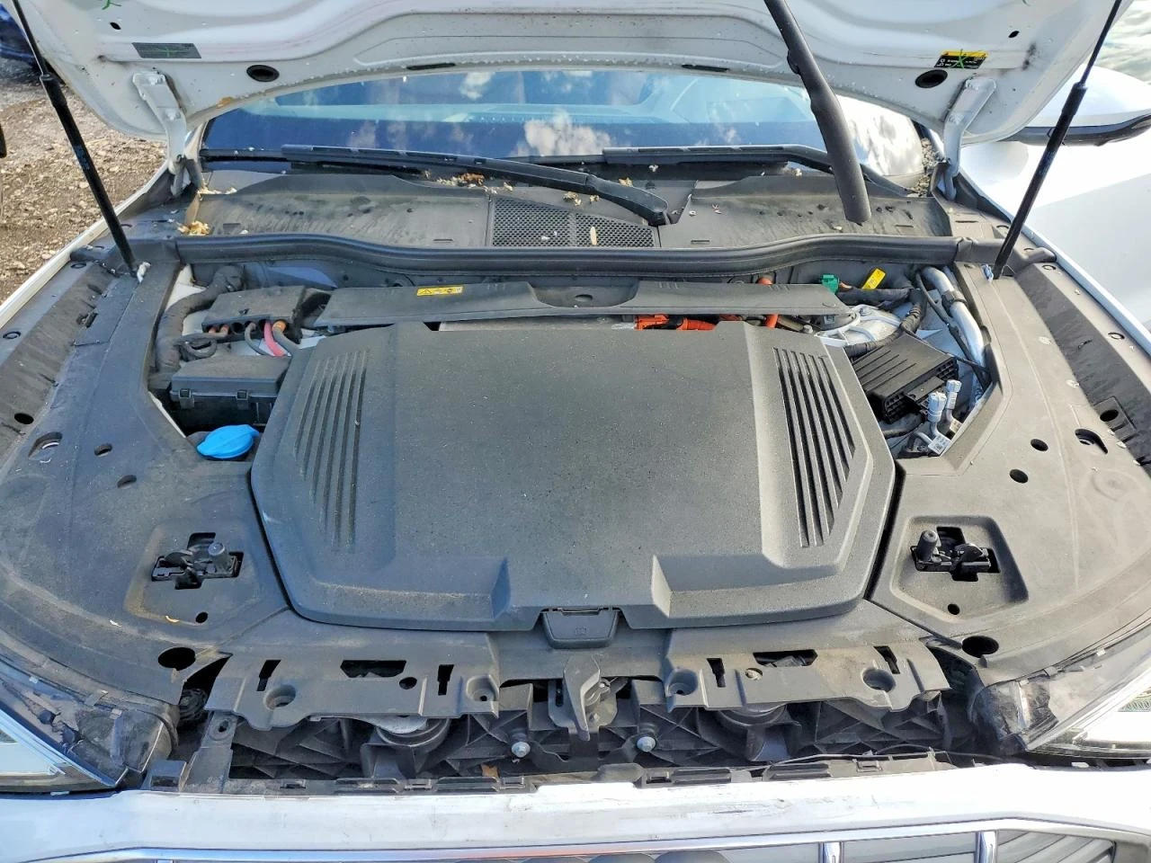 Audi E-Tron E - tron PRESTIGE , снимка 12 - Автомобили и джипове - 55483508