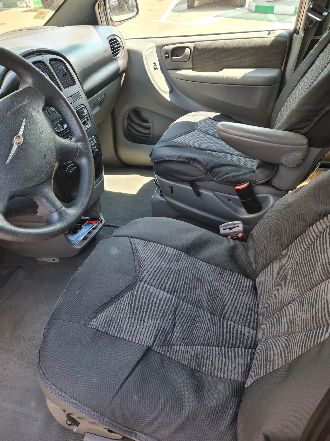 Chrysler Gr.voyager, снимка 17 - Автомобили и джипове - 55660428