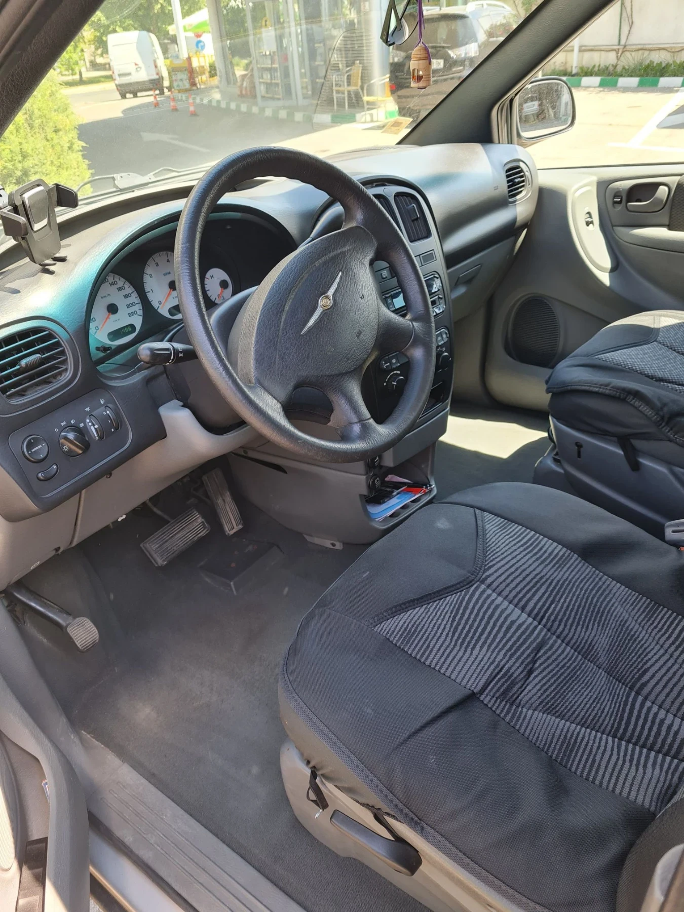 Chrysler Gr.voyager, снимка 4 - Автомобили и джипове - 55660428