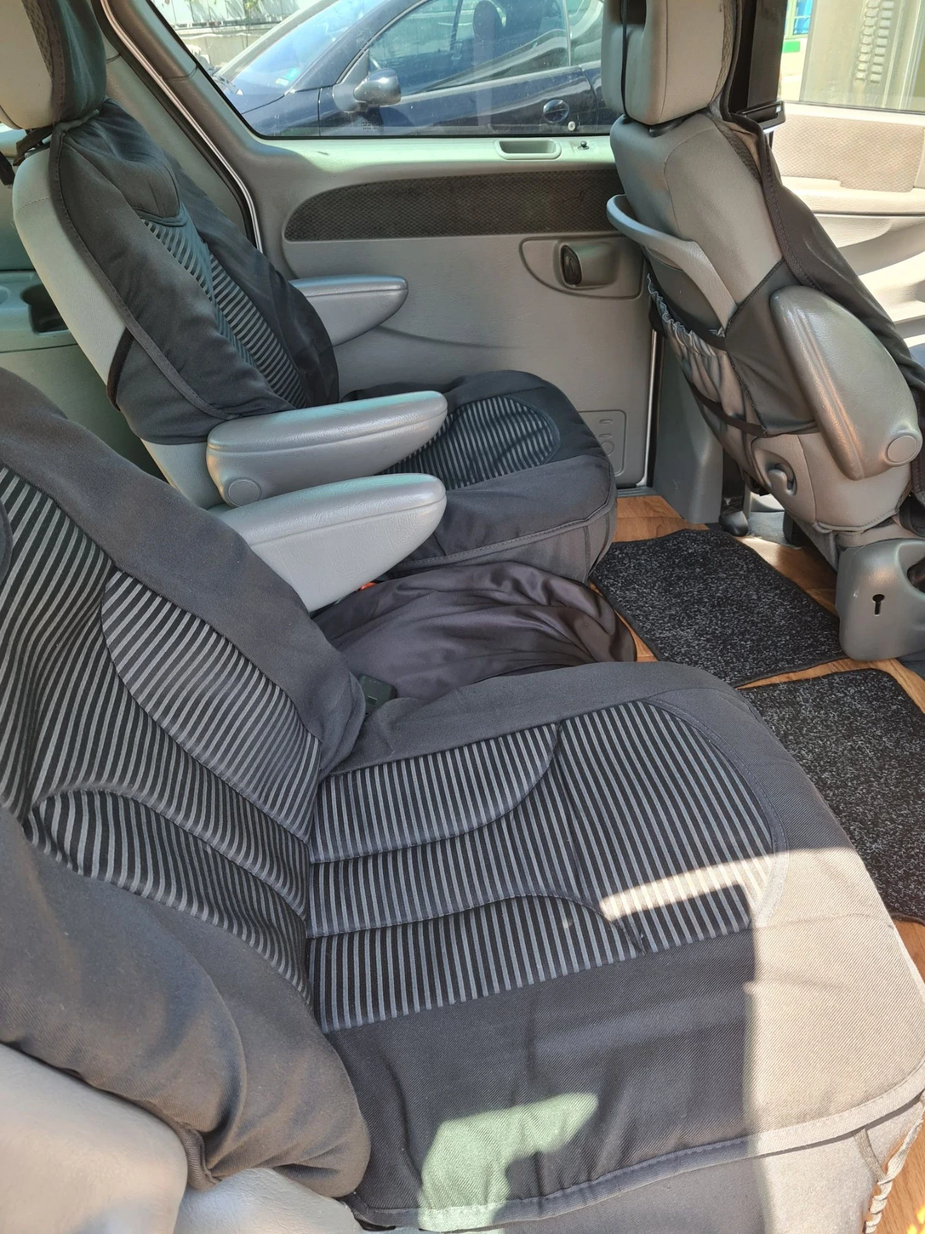 Chrysler Gr.voyager, снимка 6 - Автомобили и джипове - 55660428