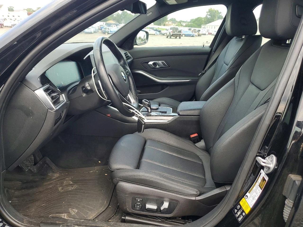 BMW 330 2.0l Xi, снимка 7 - Автомобили и джипове - 55982607