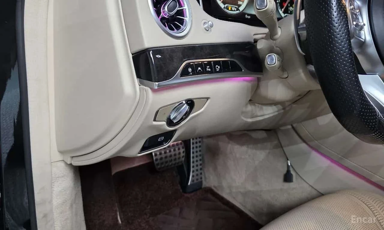 Mercedes-Benz S 63 AMG / 3D BURMETSER / ДИСТРОНИК / 360 / АВТОКРЕДИТ, снимка 17 - Автомобили и джипове - 56253381