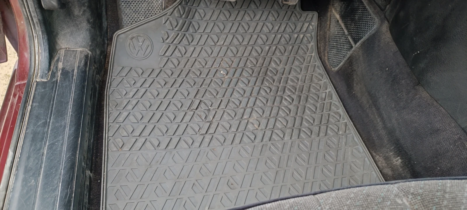 VW Passat Комби , снимка 14 - Автомобили и джипове - 56647171