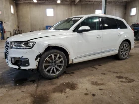 Audi Q7  1