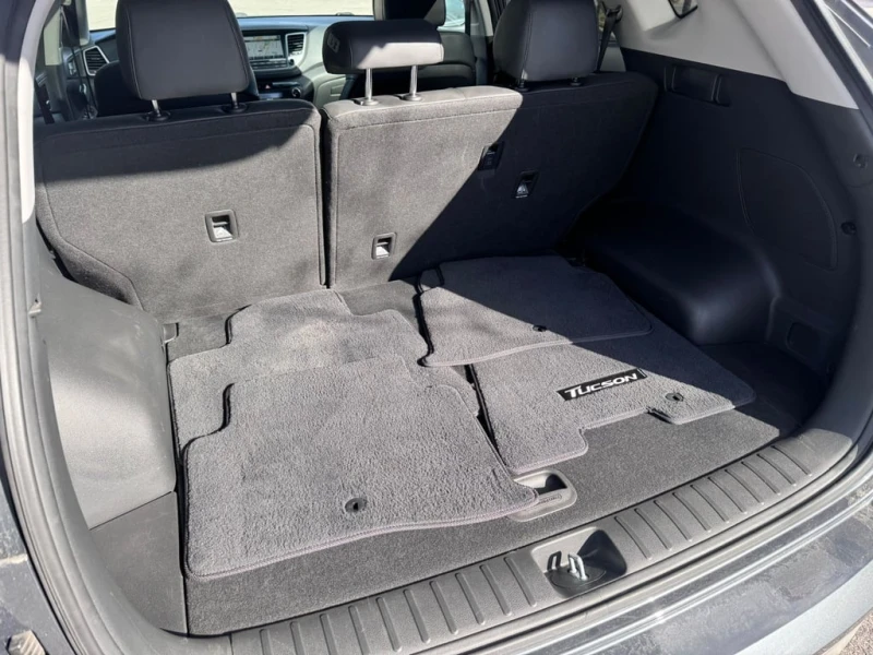 Hyundai Tucson 2017 LIMETED * БЕЗ ПЪРВОНАЧАЛНА ВНОСКА, снимка 12 - Автомобили и джипове - 52951910