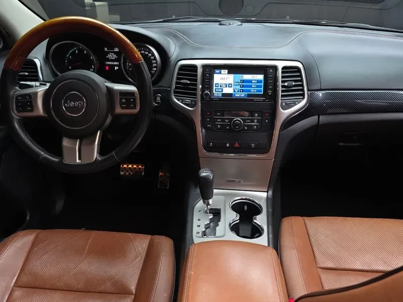 Jeep Cherokee 3.0 Diesel Overland Wk2, снимка 7 - Автомобили и джипове - 56252969