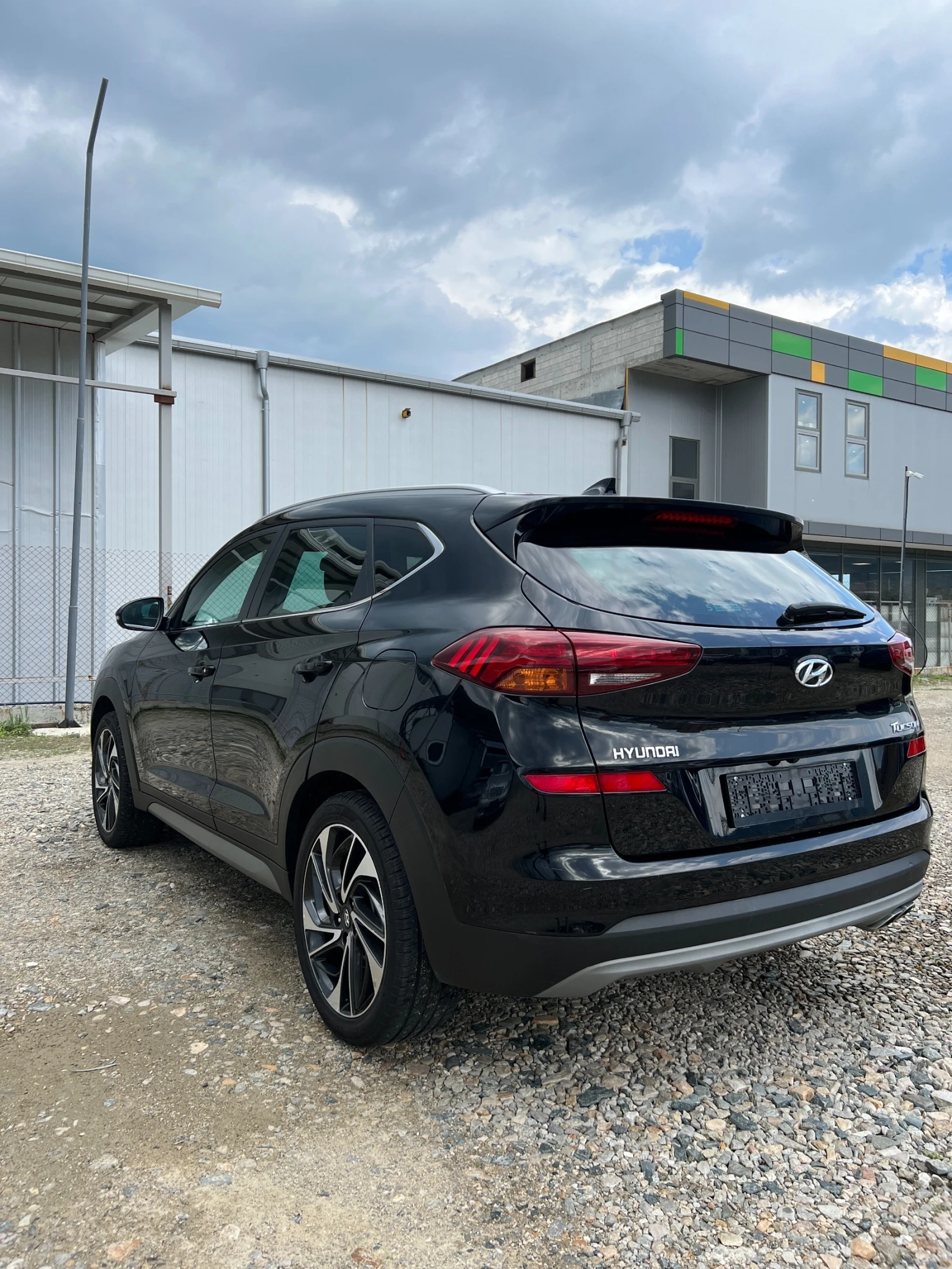 Hyundai Tucson FACELIFT 1.6CRDi - изображение 5