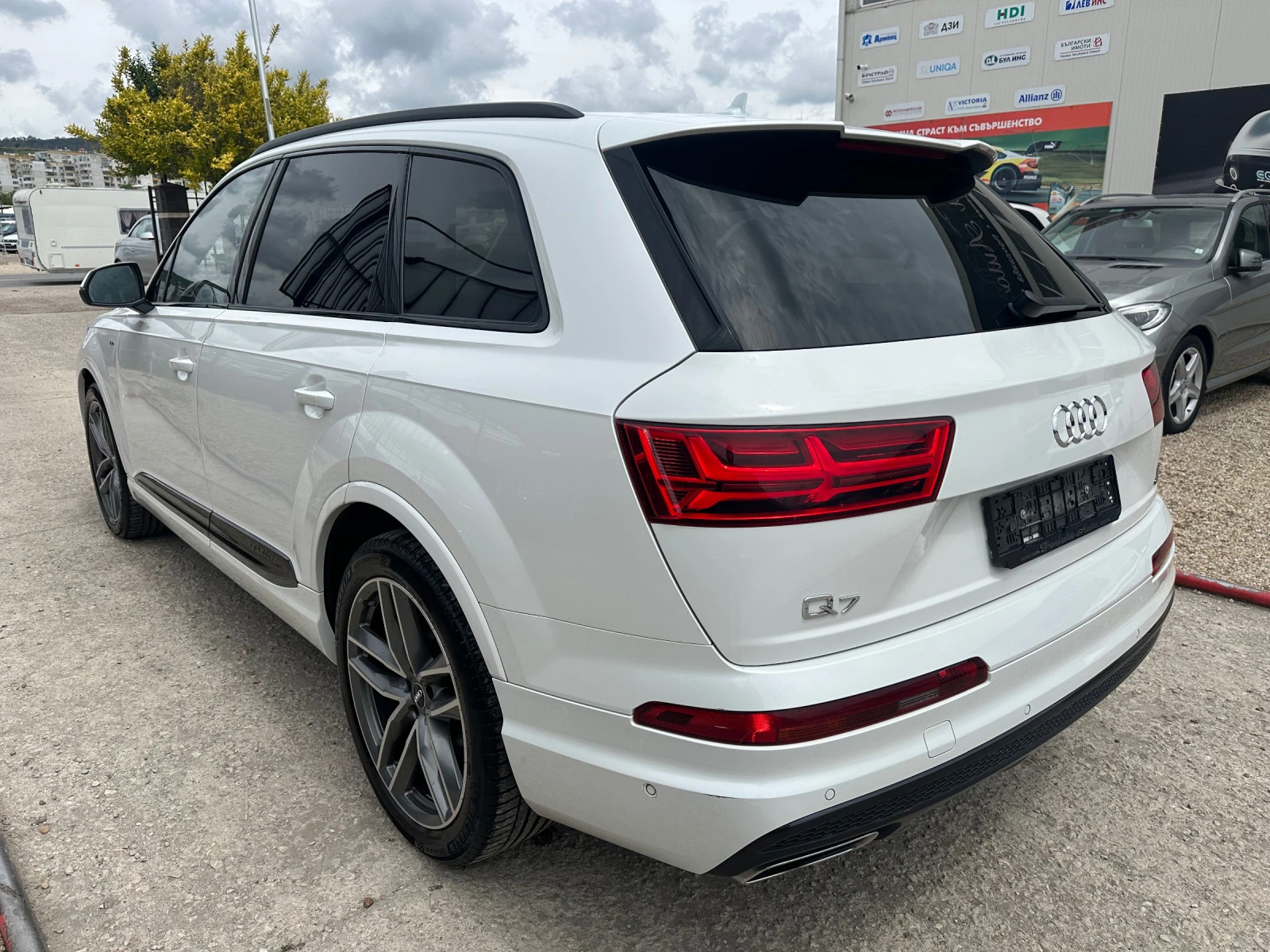 Audi Q7 3.0 TDI * S LINE * QUATTRO * BOSE * HEAD UP *  - изображение 6