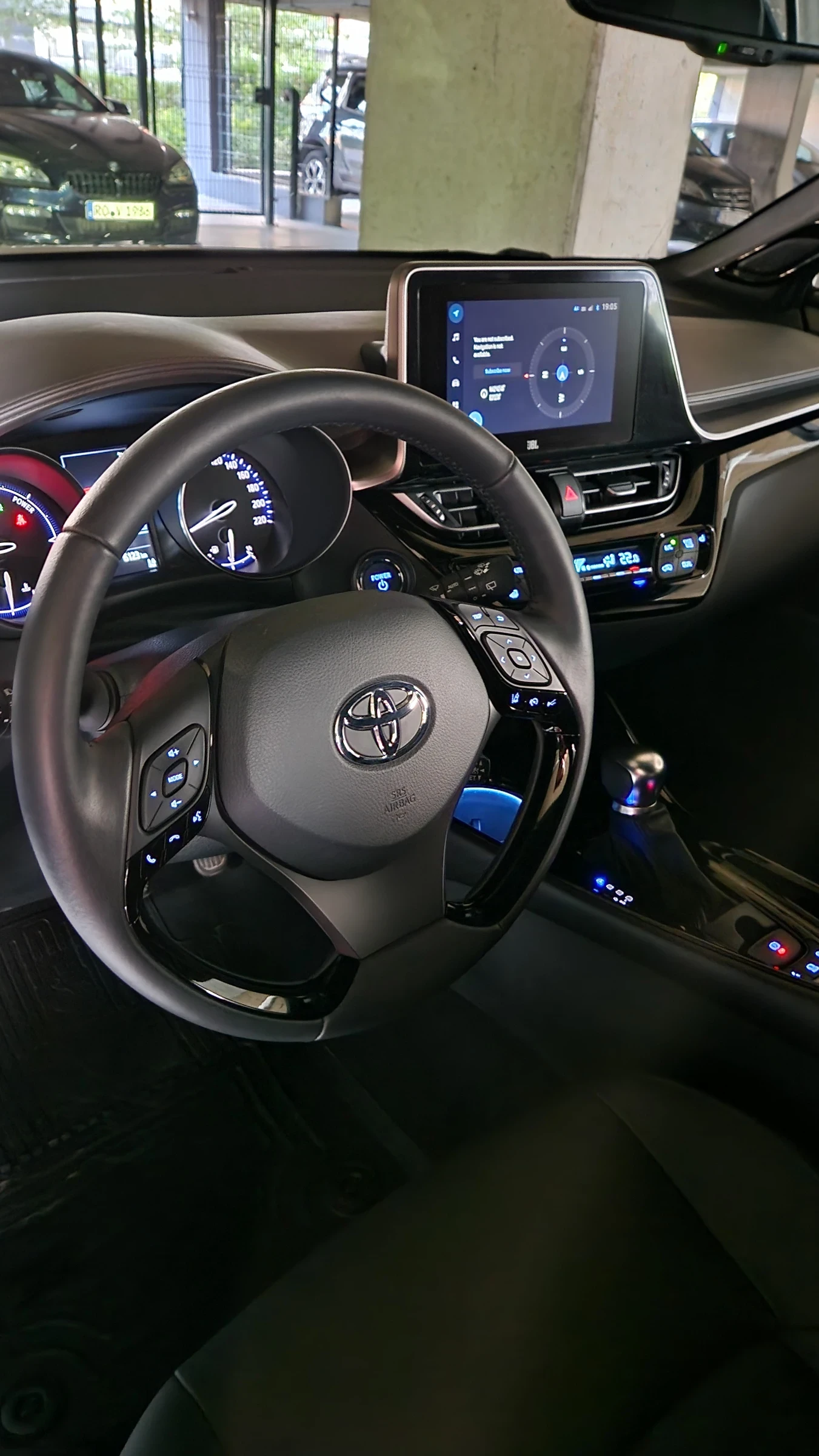 Toyota C-HR 2.0 e-CVT | Mobile.bg � ����������� 13