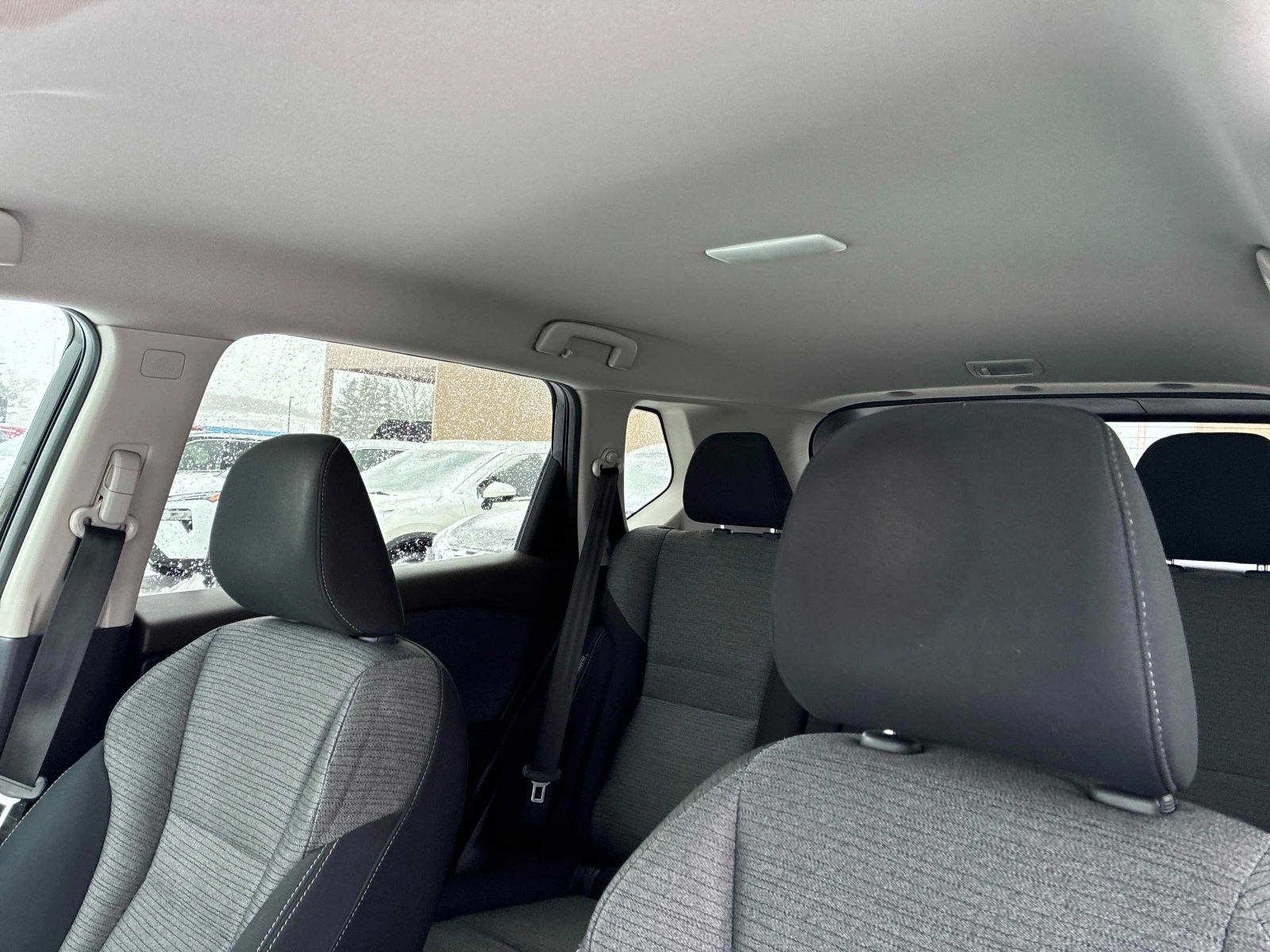 Nissan Rogue S * * CARFAX * *   * *  | Mobile.bg   9