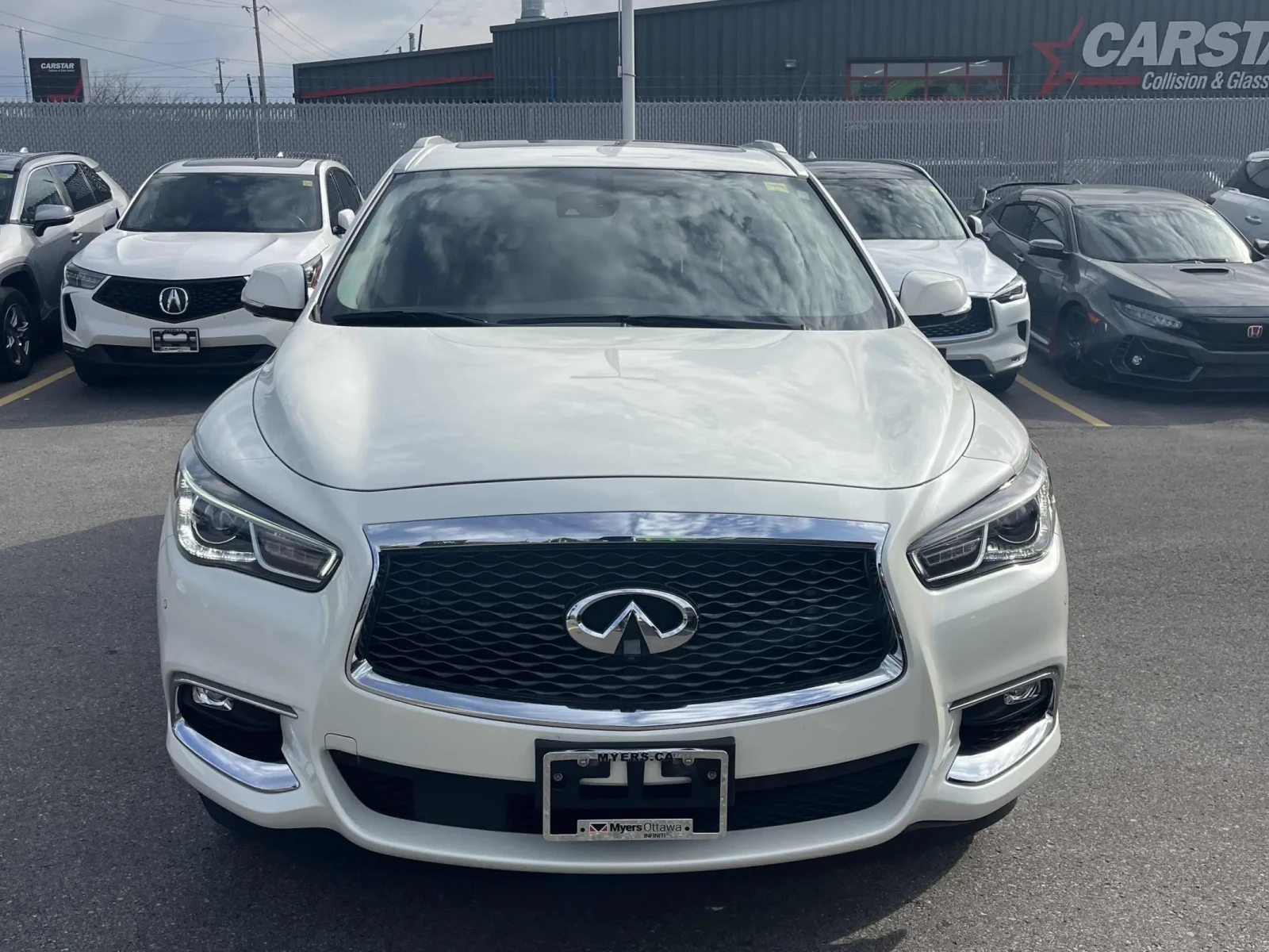 Infiniti QX60 * Essential AWD * CARFAX *    | Mobile.bg   3