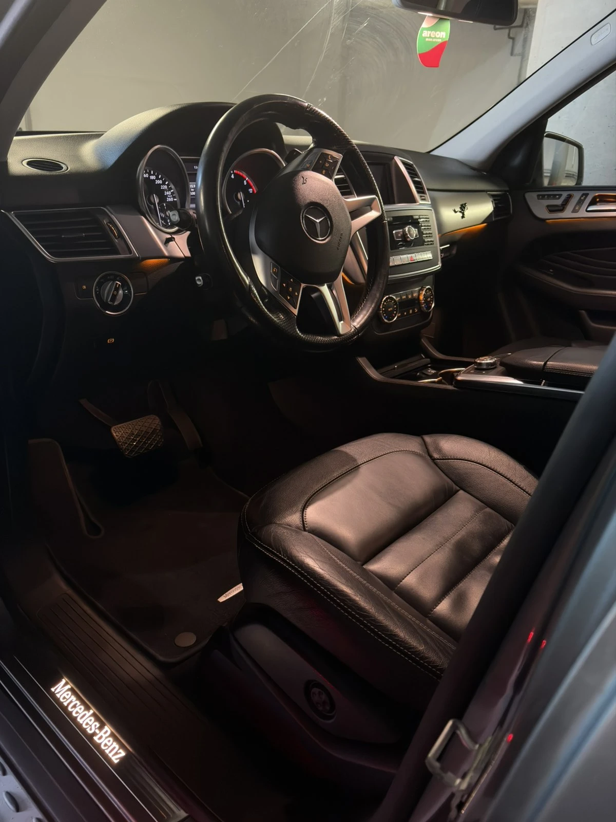 Mercedes-Benz ML 350, снимка 9 - Автомобили и джипове - 53856998