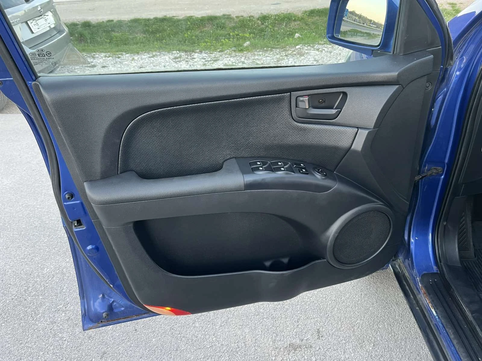 Kia Sportage 2.0CRDI 113кс 134 000км  4X4 КЛИМАТИК, снимка 7 - Автомобили и джипове - 54163193