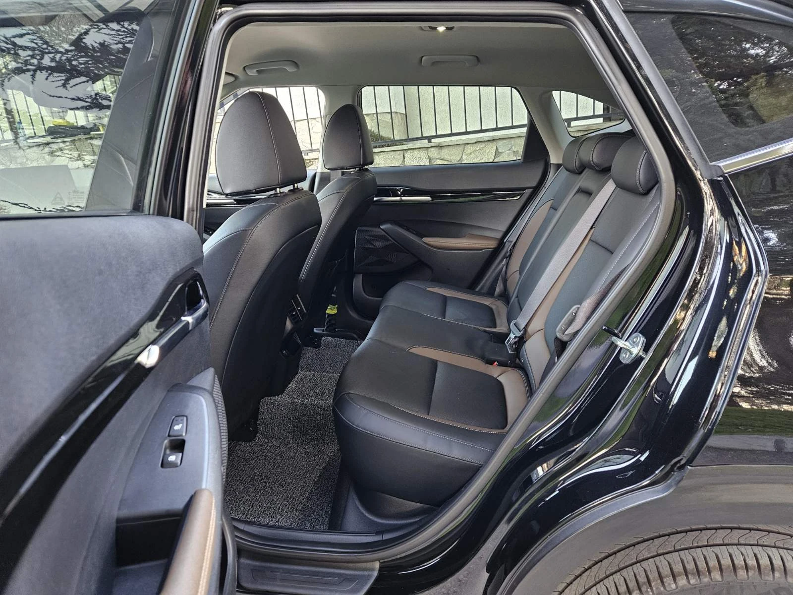 Kia Seltos 1.6 CRDi Noblesse, снимка 11 - Автомобили и джипове - 54304156