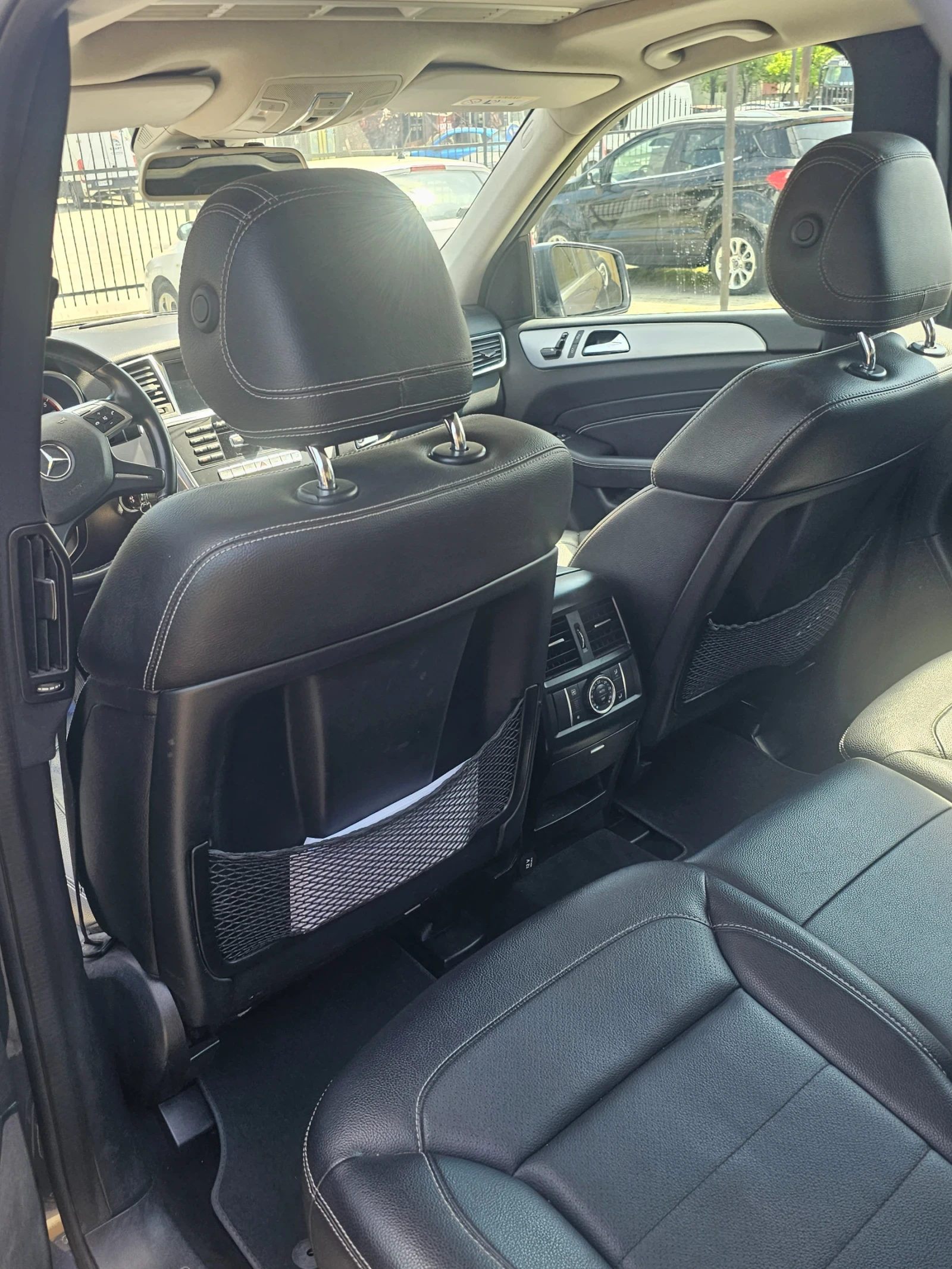 Mercedes-Benz ML 350 Bluetec 4 Matic, снимка 4 - Автомобили и джипове - 54342704