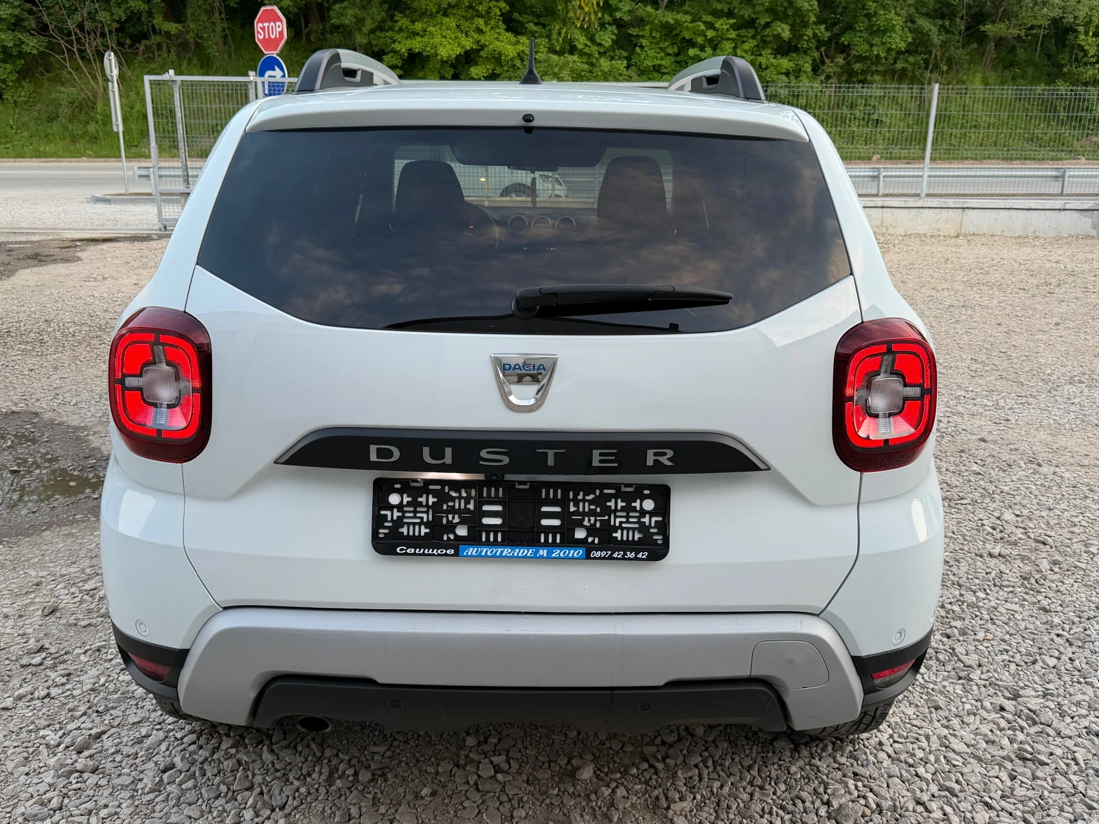 Dacia Duster 1.6BENZIN* LPG* 360CAMERA* NAVI* , снимка 5 - Автомобили и джипове - 54561823