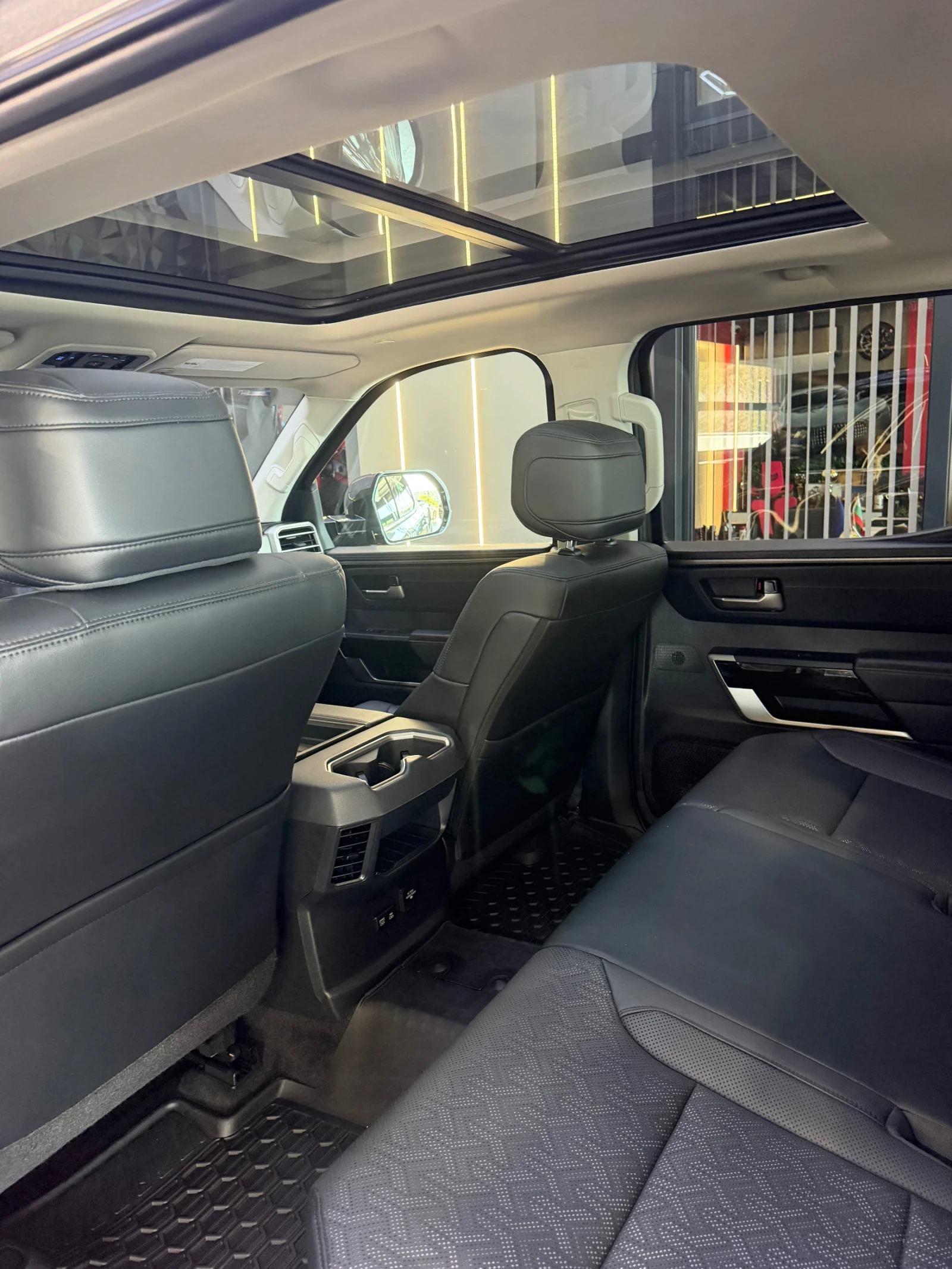 Toyota Tundra 3.5 i-FORCE HYBRID* FULL ���* 4�4* VIRTUAL* ������ | Mobile.bg � ����������� 7