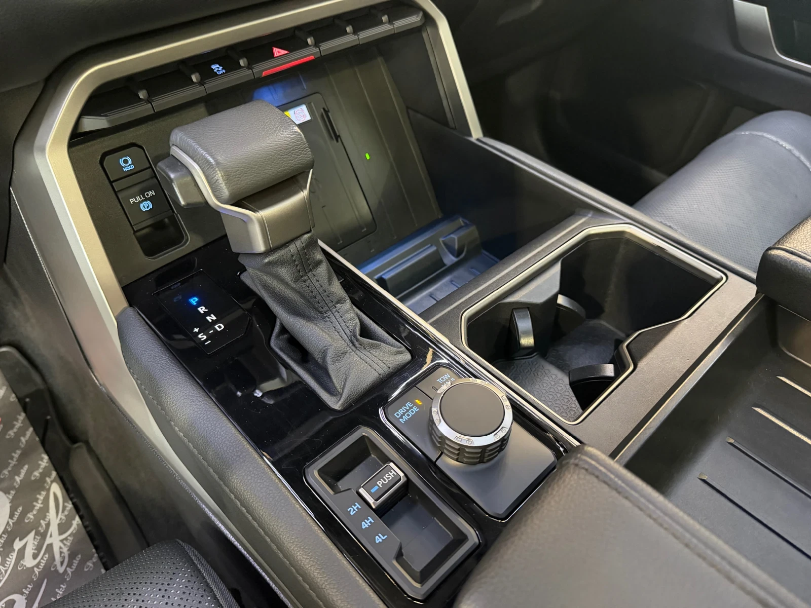 Toyota Tundra 3.5 i-FORCE HYBRID* FULL ���* 4�4* VIRTUAL* ������ | Mobile.bg � ����������� 9