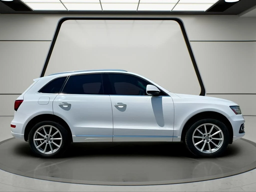Audi Q5 * Панорама * АвтоКредит (ЦЕНА ДО БГ), снимка 6 - Автомобили и джипове - 56276992