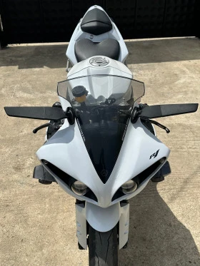 Yamaha YZF-R1, снимка 1