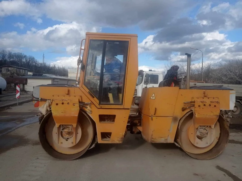 Валяк BOMAG BW161AD, снимка 1 - Индустриална техника - 44757629