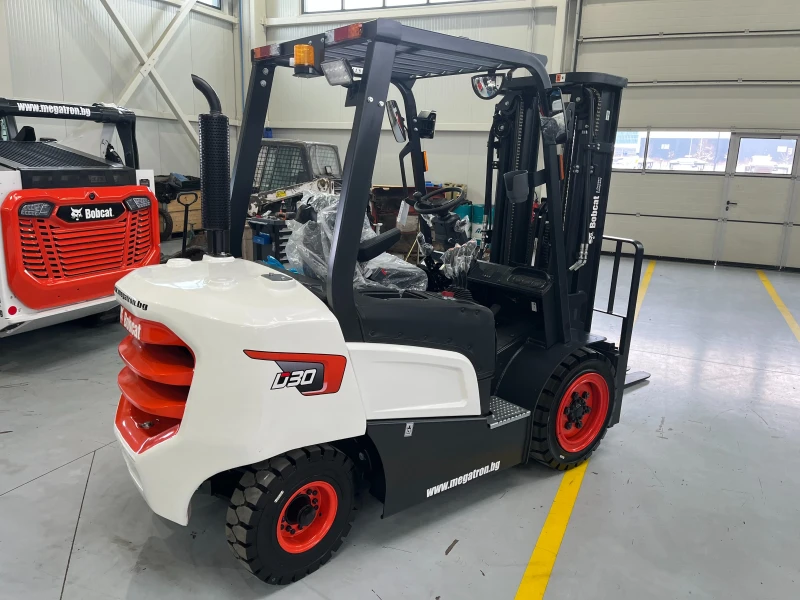 Мотокар Bobcat D30NXP, снимка 3 - Индустриална техника - 53326911