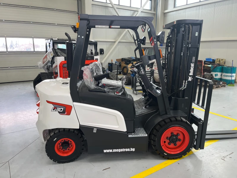 Мотокар Bobcat D30NXP, снимка 4 - Индустриална техника - 53326911