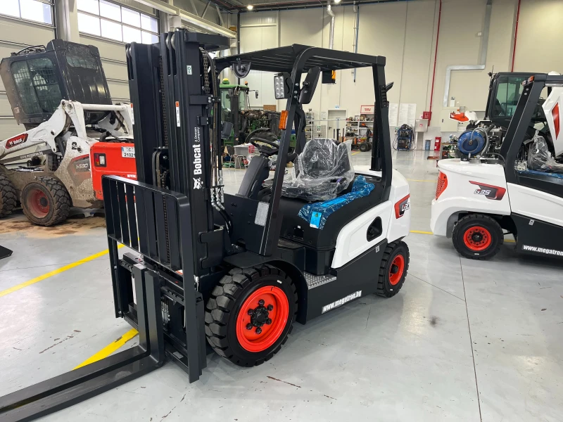 Мотокар Bobcat D30NXP, снимка 7 - Индустриална техника - 53326911