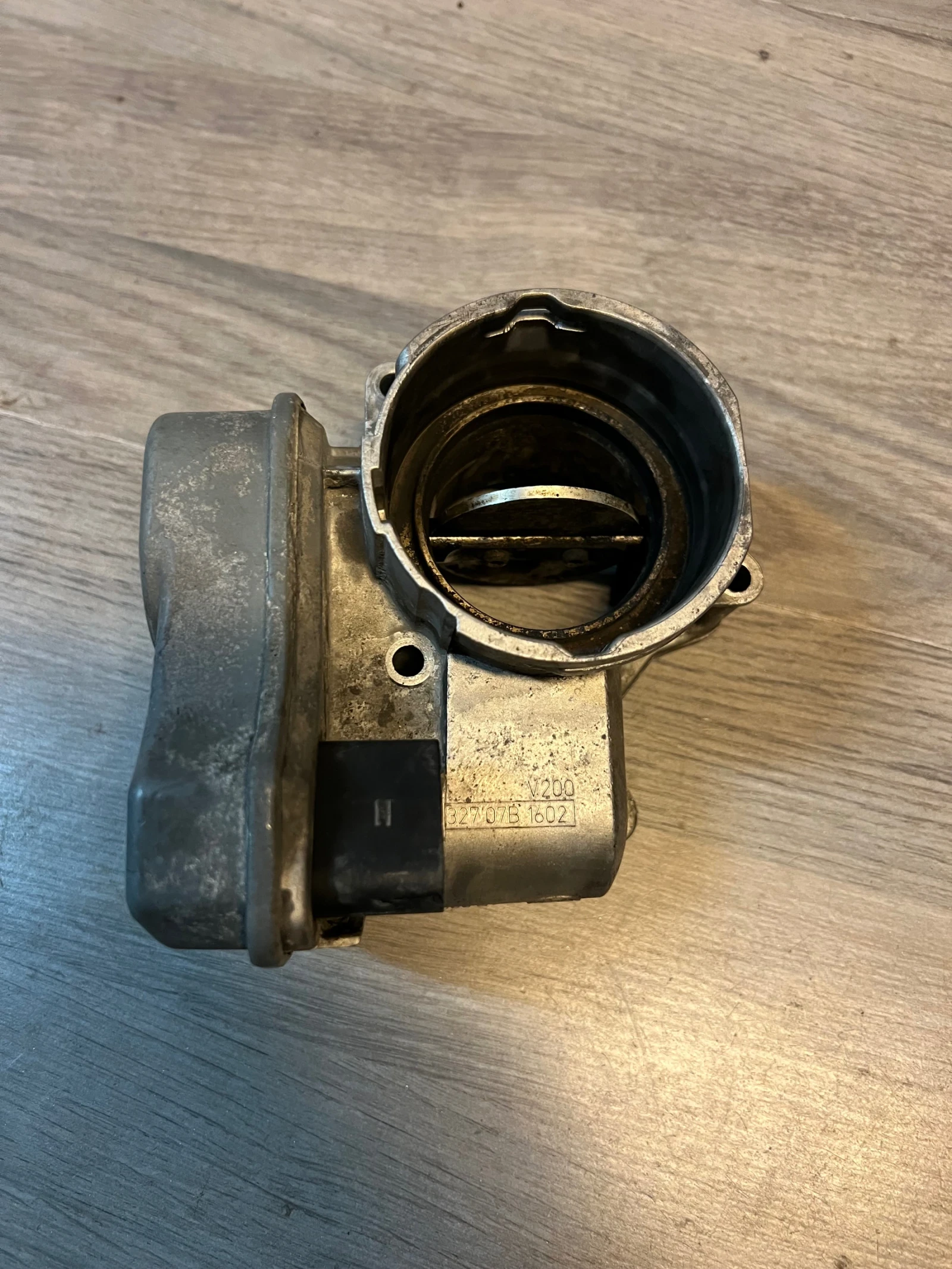 03G128063B ��������� ����� VW PASSAT 2.0TDI 2006  03G 128 063 B | Mobile.bg � ����������� 1