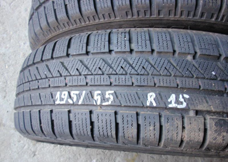 Гуми Всесезонни 195/65R15, снимка 1 - Гуми и джанти - 5287055