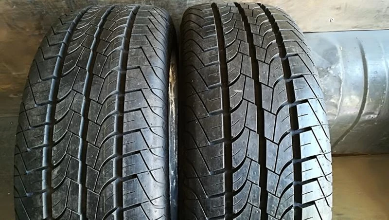 Гуми Летни 225/65R16, снимка 1 - Гуми и джанти - 25612113