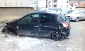 Renault Clio 1.4 16V, снимка 4