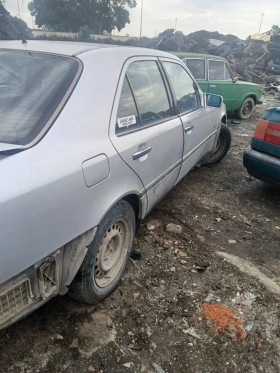 Mercedes-Benz C 180, снимка 3