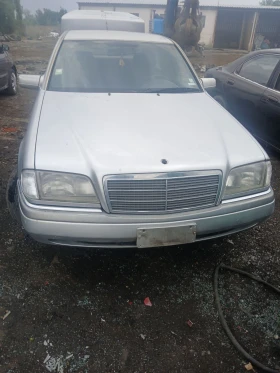 Mercedes-Benz C 180, снимка 1