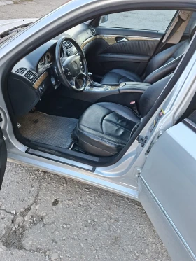 Mercedes-Benz E 320, снимка 9