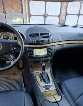 Mercedes-Benz E 320, снимка 6