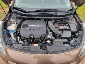 Hyundai I30  Premium 1.6 CRDI АВТОМАТ, снимка 16
