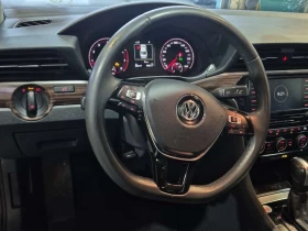 VW Passat 2.0T LIMITED EDITION * PANORAMA* ЕЛ ПАКЕТ* CARFAX , снимка 11 - Автомобили и джипове - 53684582